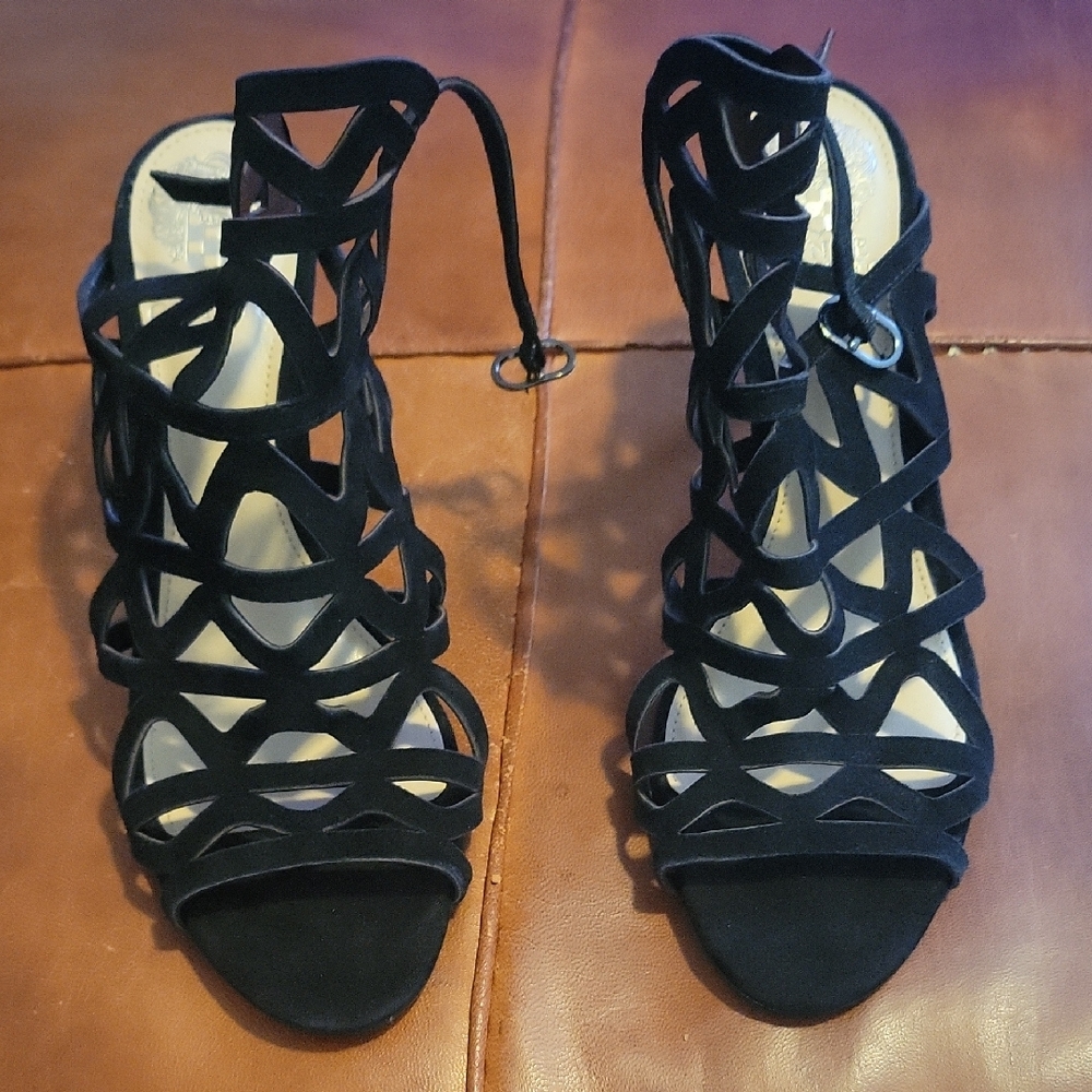 Vince Camuto Strappy Heeled Sandals    Size 8